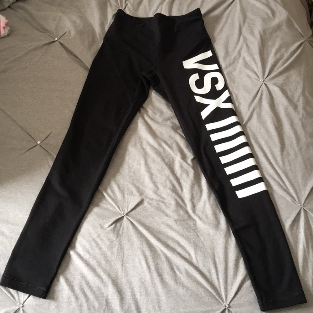 Victoria’s Secret Sport Black leggings.